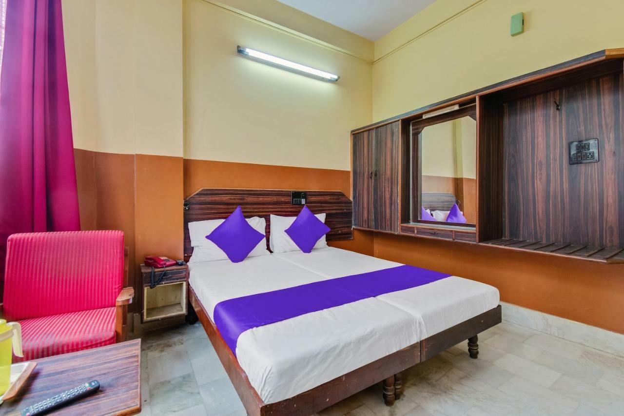 Spot On 48699 Hotel Pawansree Deluxe Lodge Бангалор Экстерьер фото